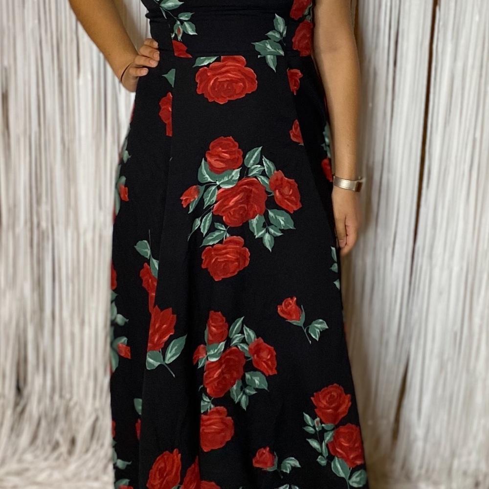 Reformation Sorrento Dress in Hera | Color: black red | Size 8 | Roses high low - Picture 8 of 8